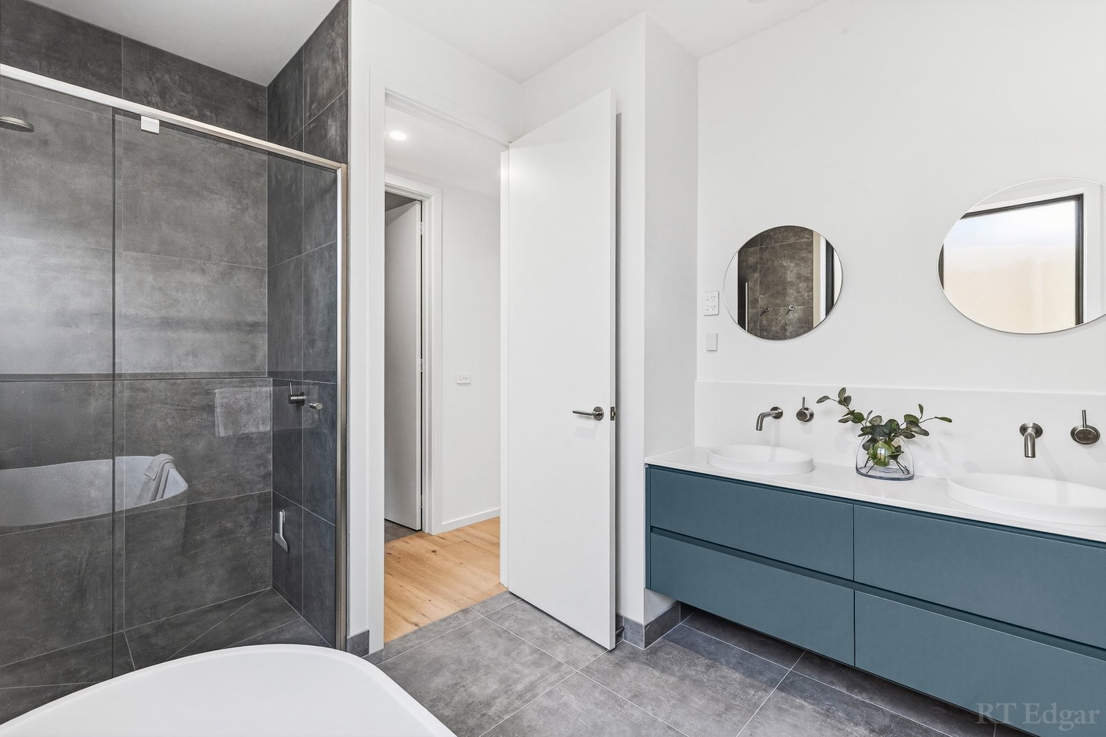 Real Estate and Property in 49 Chiton Way, Point Lonsdale, VIC