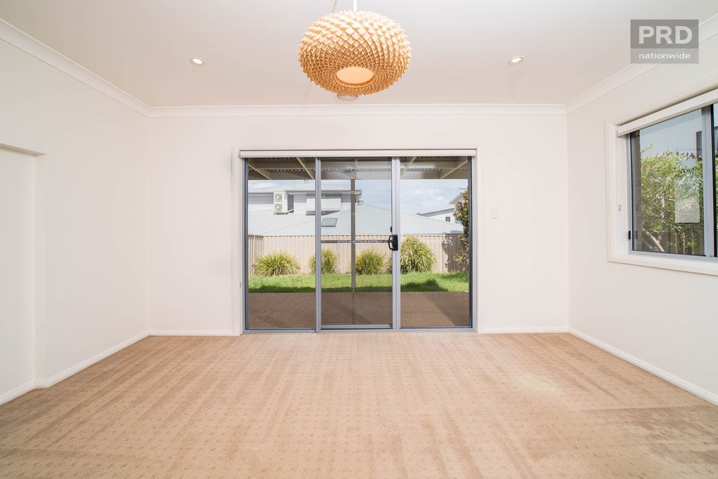 4/9 Clarence Street TATTON 5