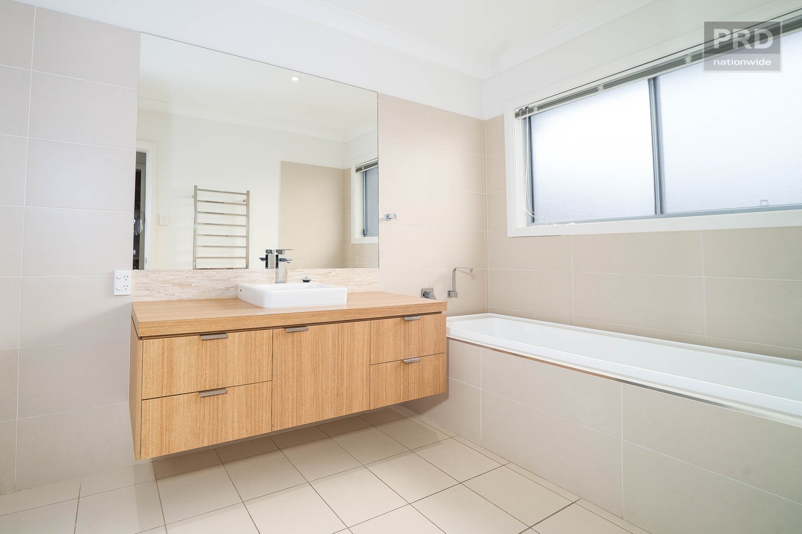 4/9 Clarence Street TATTON 6