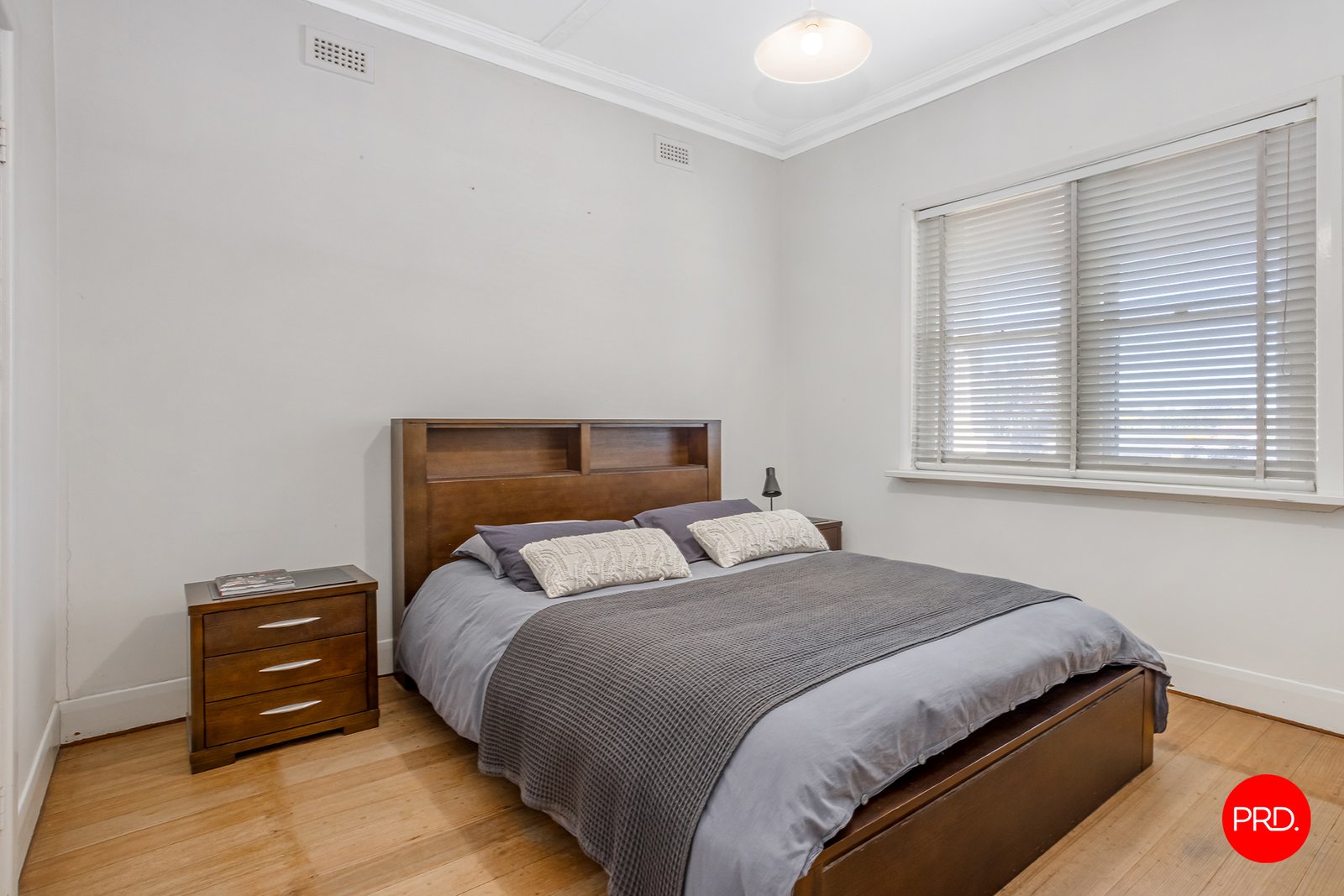 49 Condon Street KENNINGTON 7