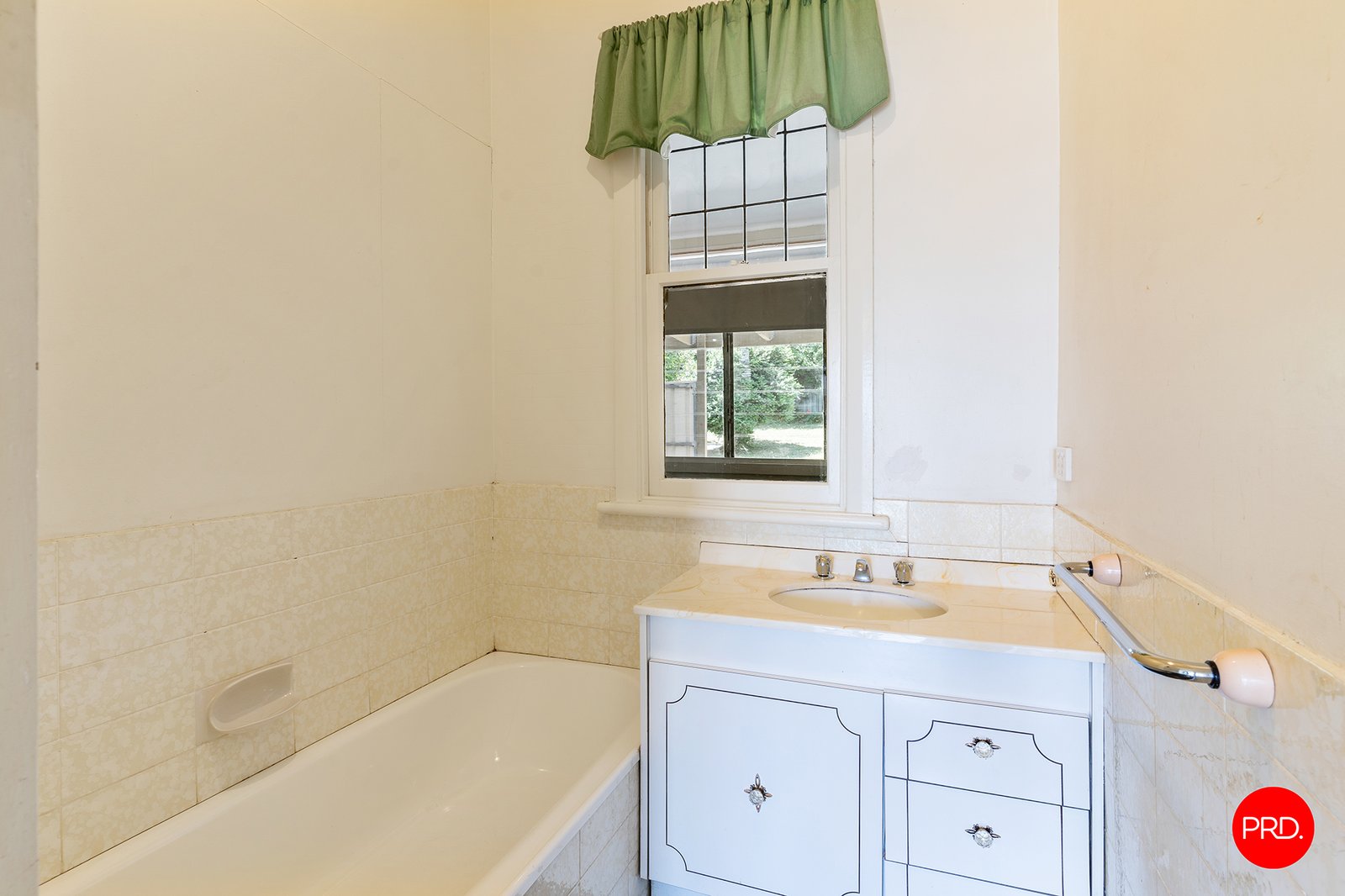 49 Condon Street KENNINGTON 12