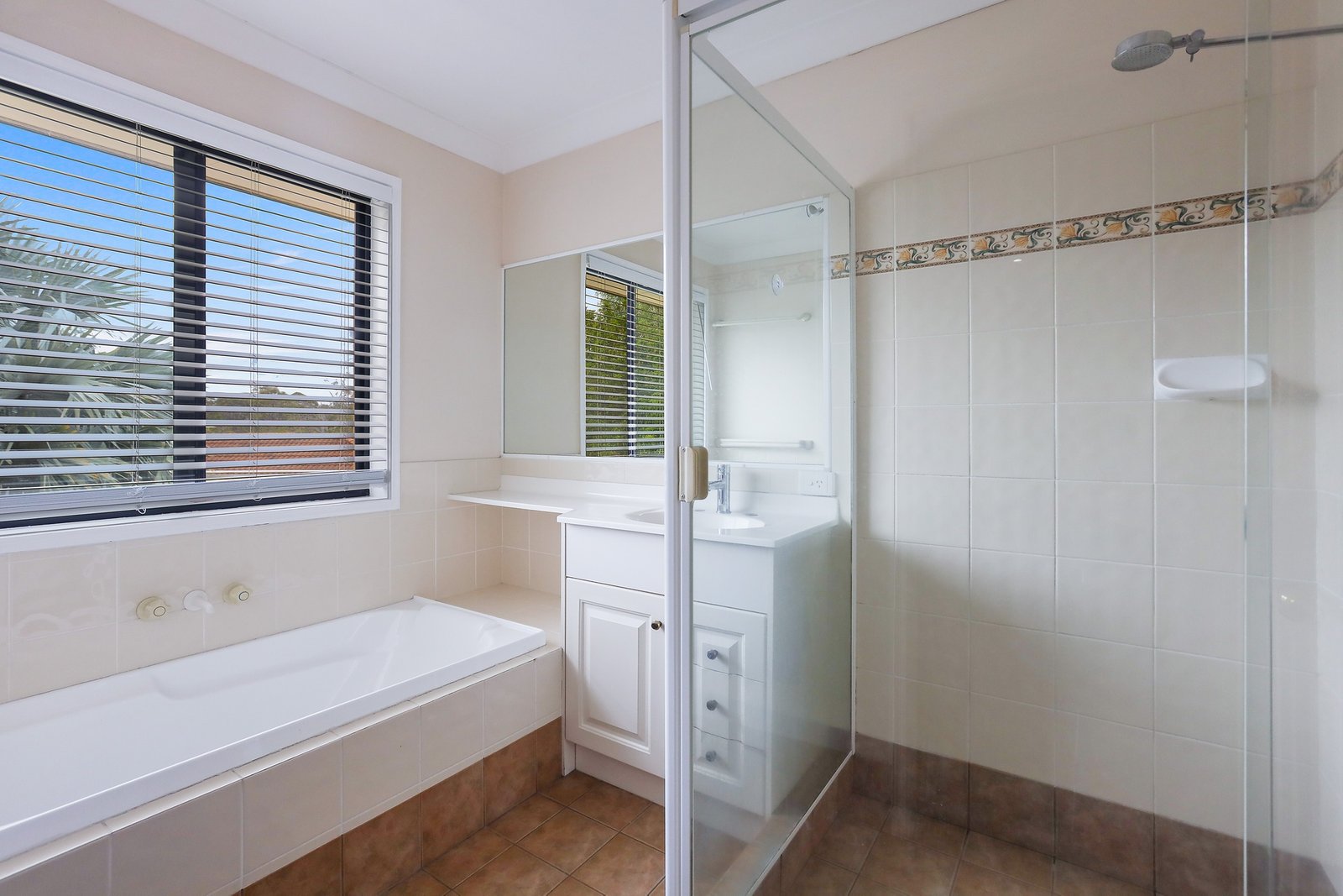 49 Crestwood Drive MOLENDINAR 12