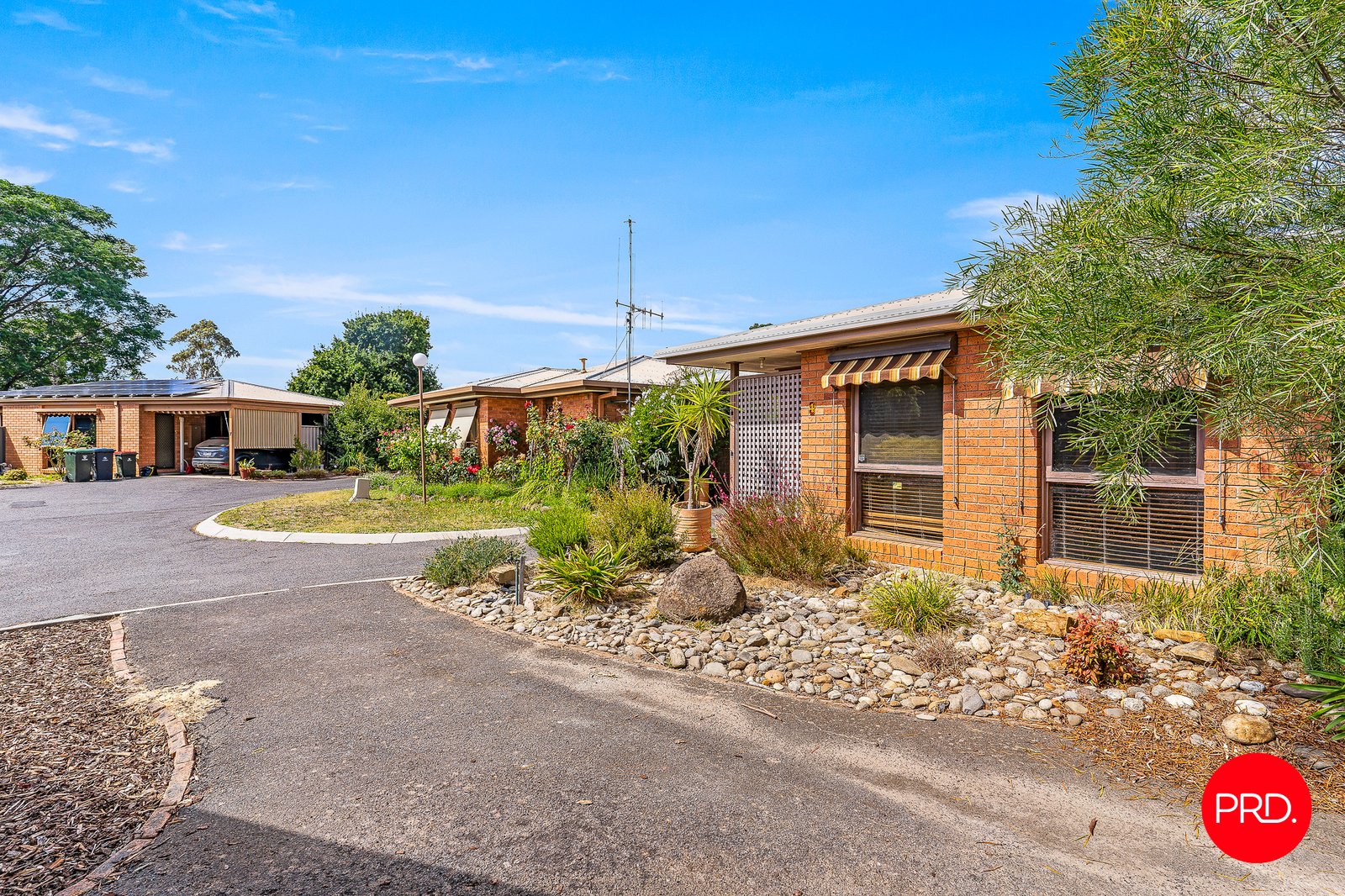 4/9 Crusoe Road KANGAROO FLAT 2