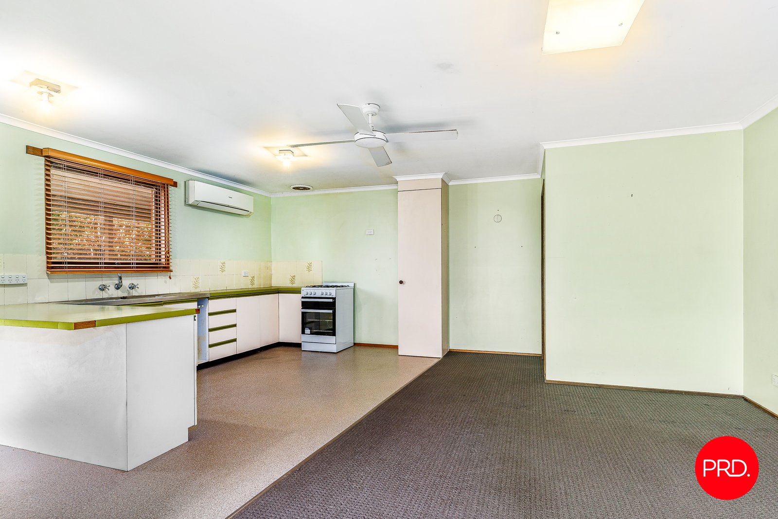 4/9 Crusoe Road KANGAROO FLAT 5