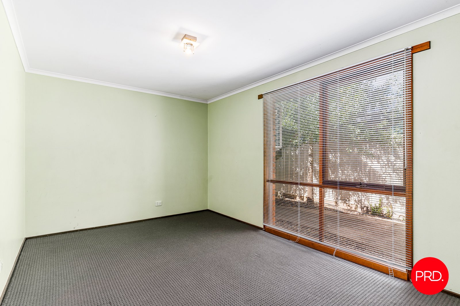 4/9 Crusoe Road KANGAROO FLAT 8