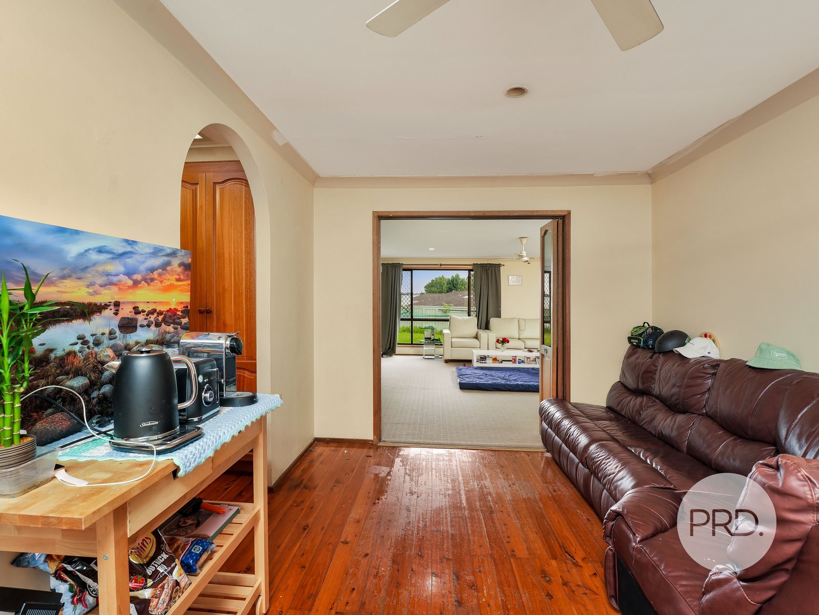 49 Currawong Street INGLEBURN 3