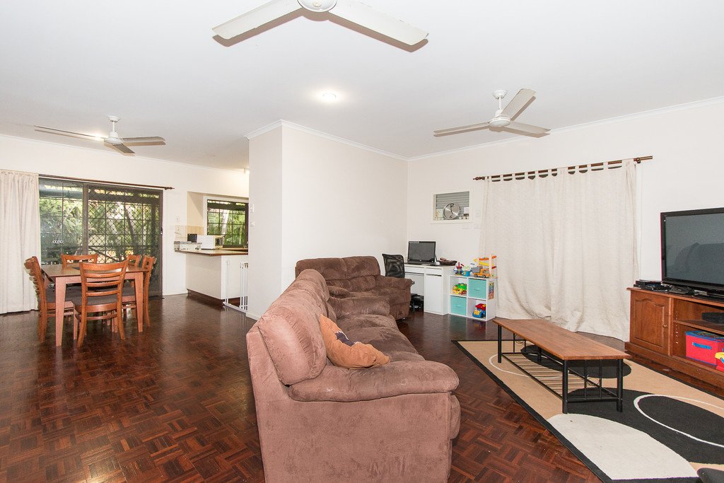 49 De Marchi  CABLE BEACH 7