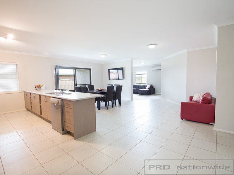 49 Dunnart Street ABERGLASSLYN 2