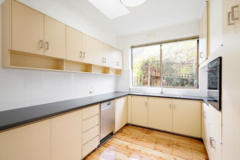Gallery: 49 Earlsfield Road