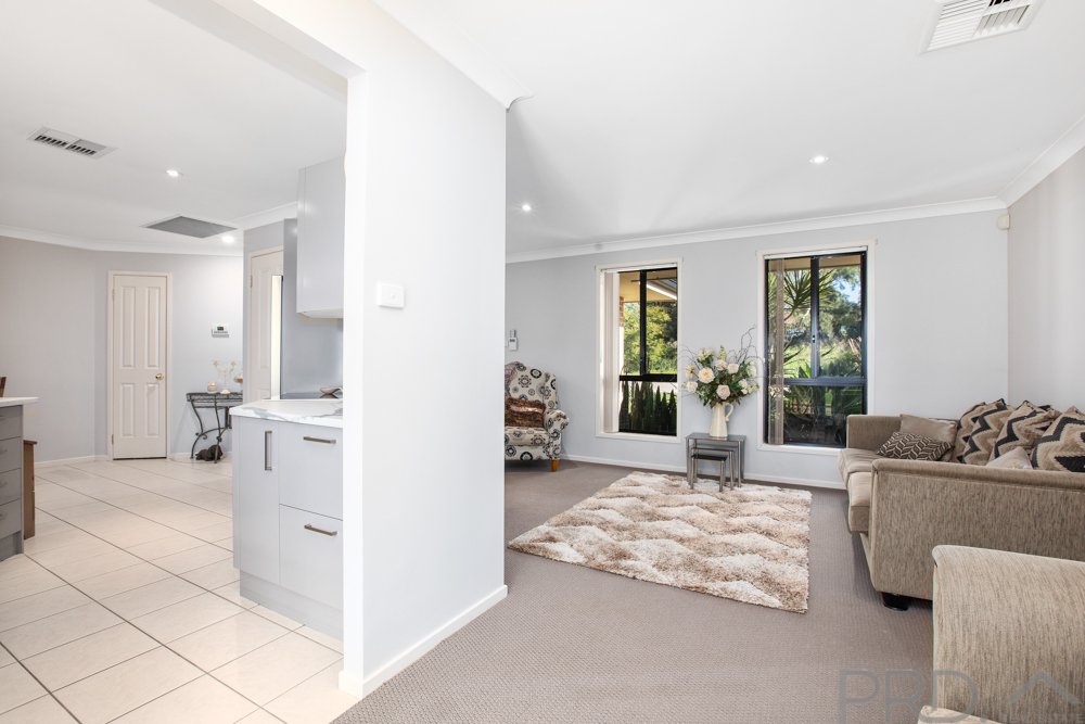 49 Edwards Avenue THORNTON 6