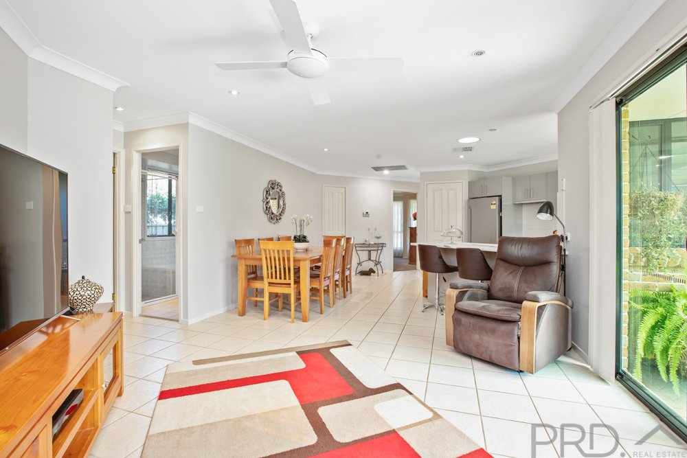 49 Edwards Avenue THORNTON 10