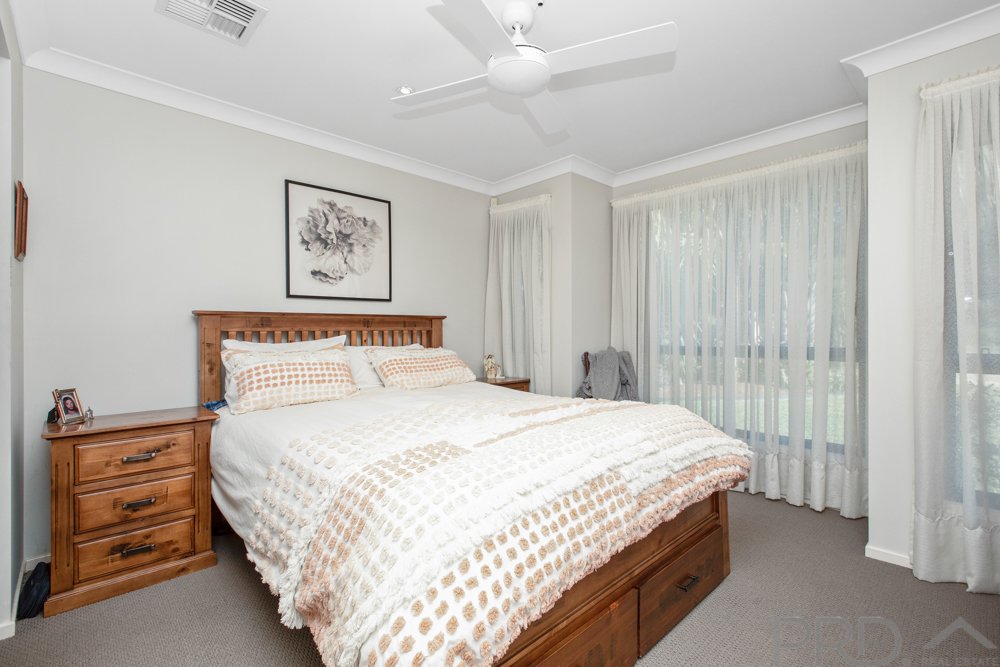 49 Edwards Avenue THORNTON 21
