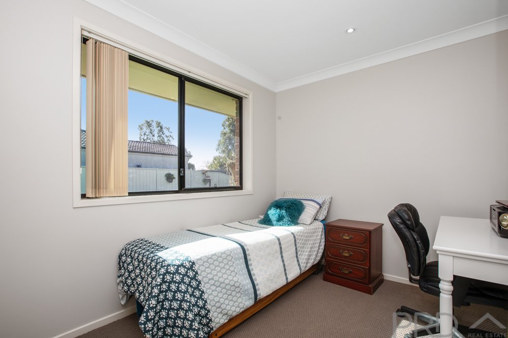 49 Edwards Avenue THORNTON 26