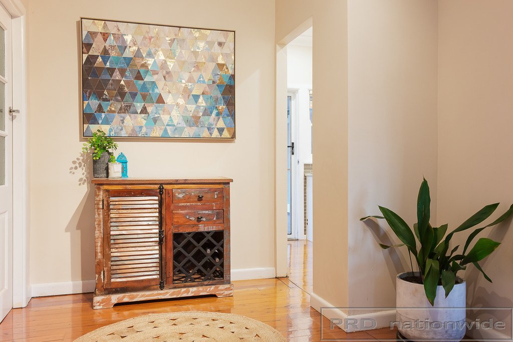 49 Elizabeth Street HINTON 8