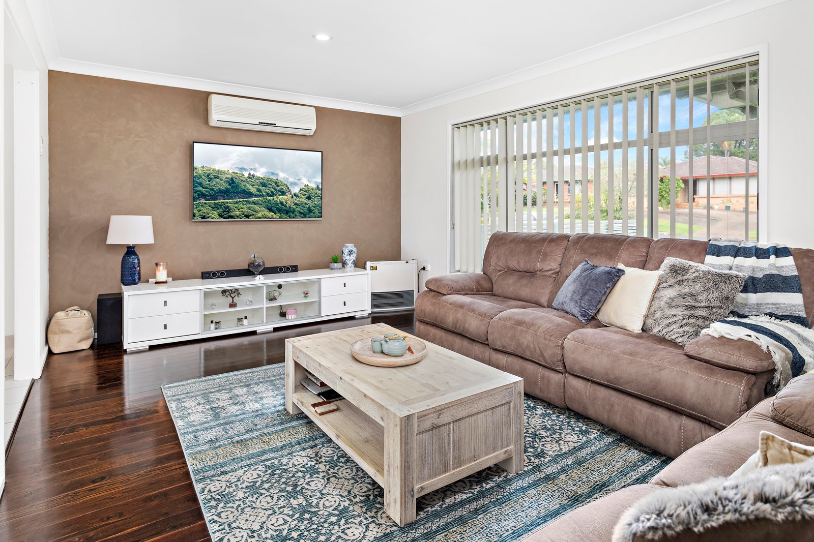 49 Elm Street ALBION PARK RAIL 2