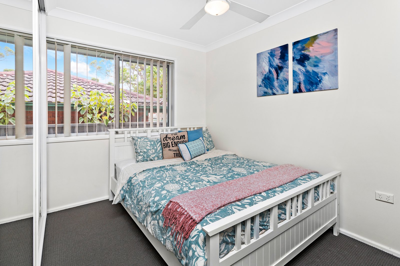 49 Elm Street ALBION PARK RAIL 8