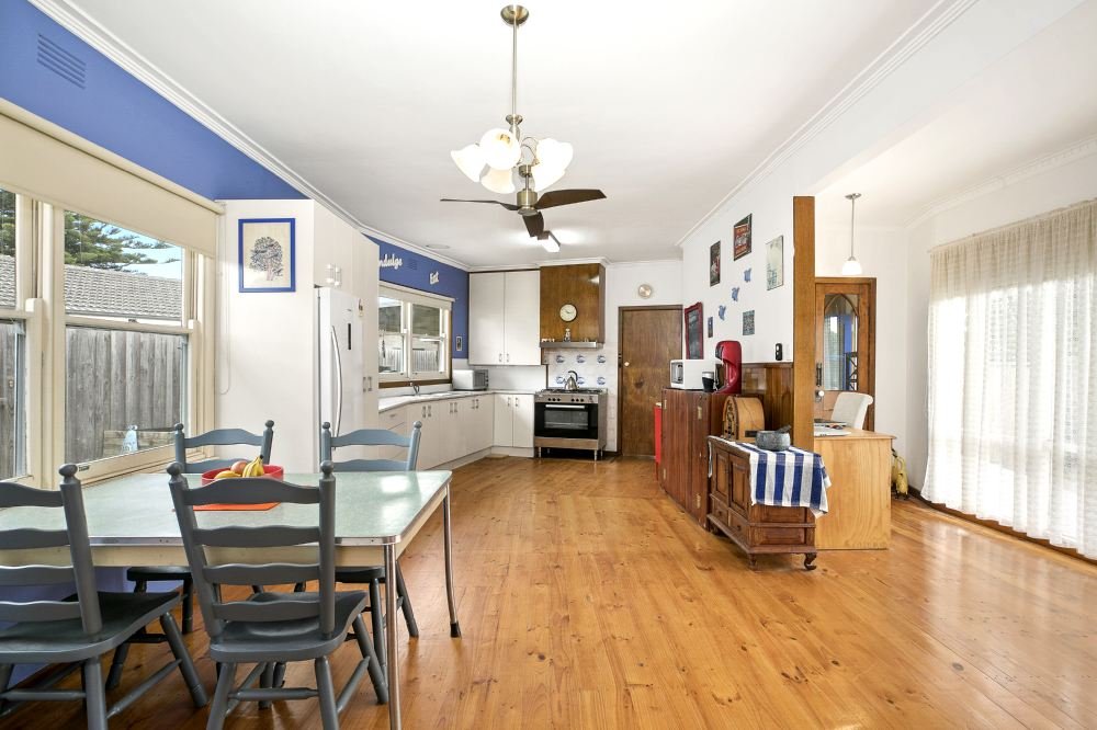 Gallery: 49 Finchaven Street