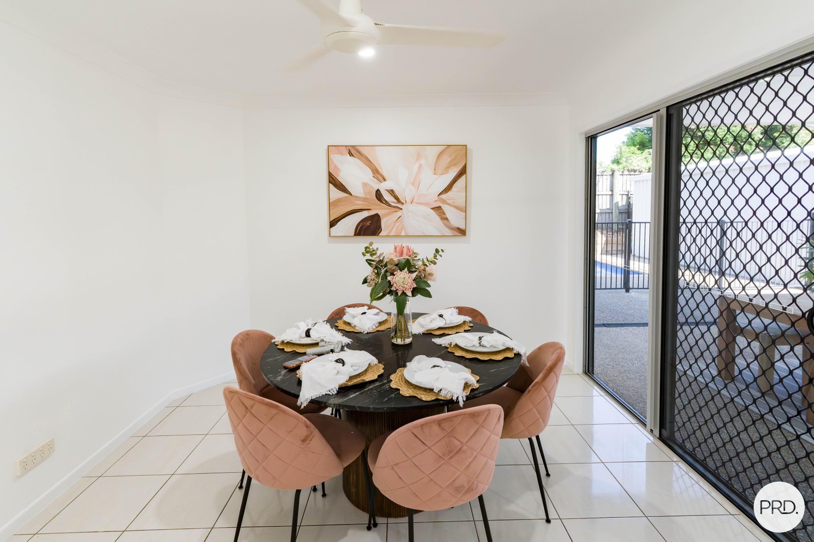 49 Firefly Crescent OORALEA 5