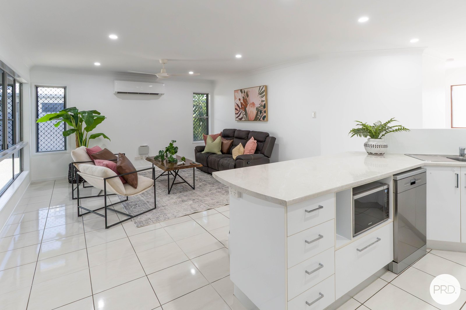 49 Firefly Crescent OORALEA 6