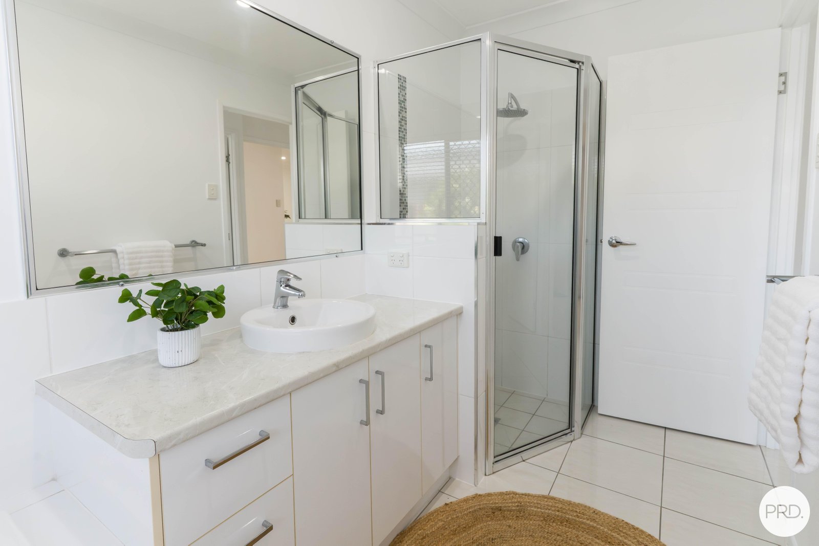 49 Firefly Crescent OORALEA 21