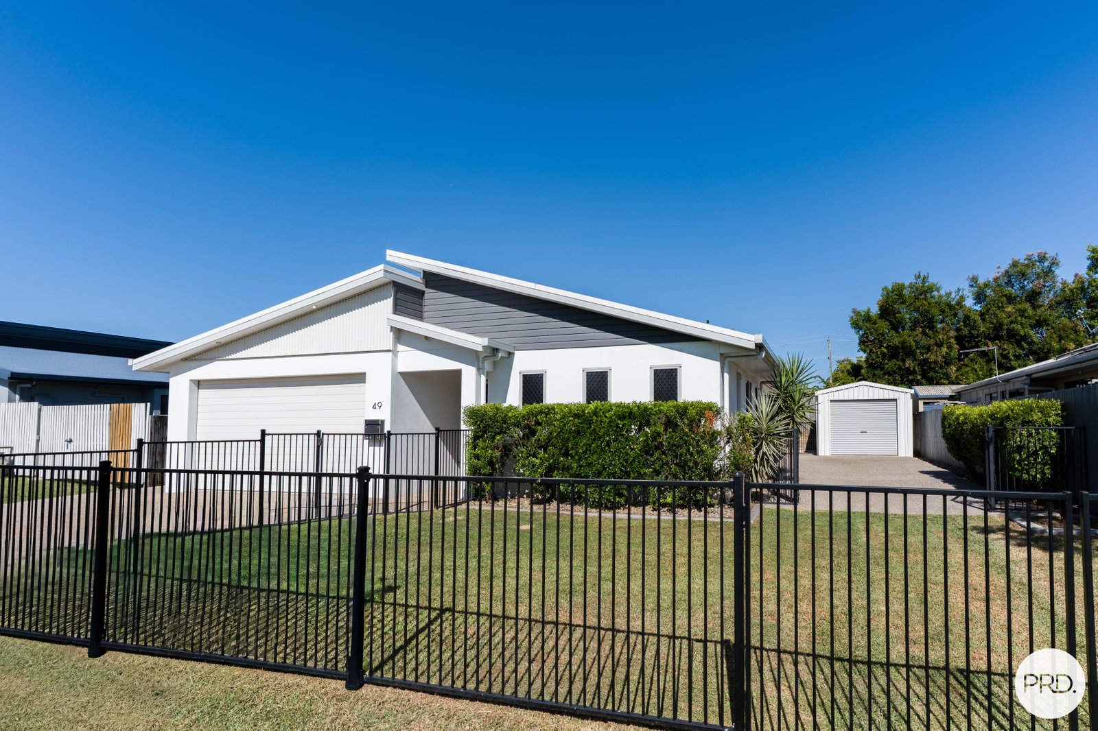 49 Firefly Crescent OORALEA 25