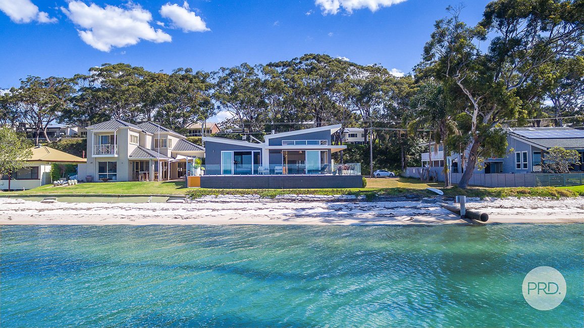 49 Foreshore Drive SALAMANDER BAY 2
