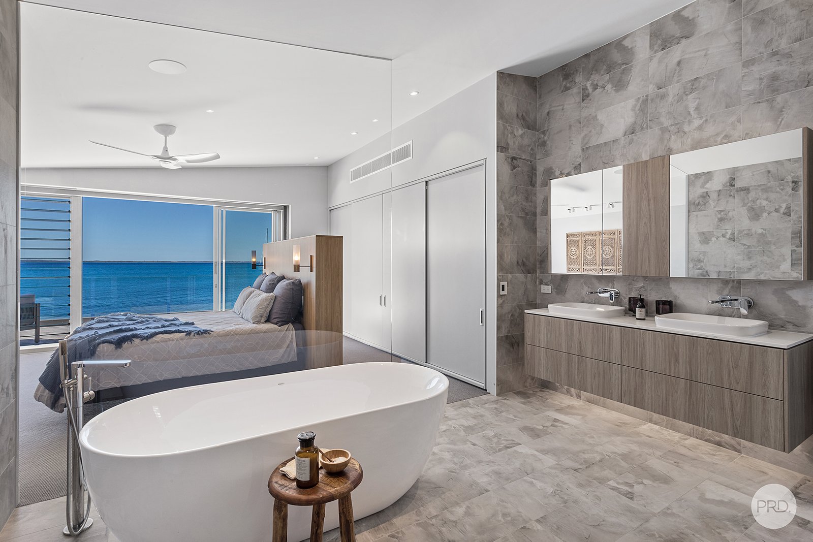 49 Foreshore Drive SALAMANDER BAY 17