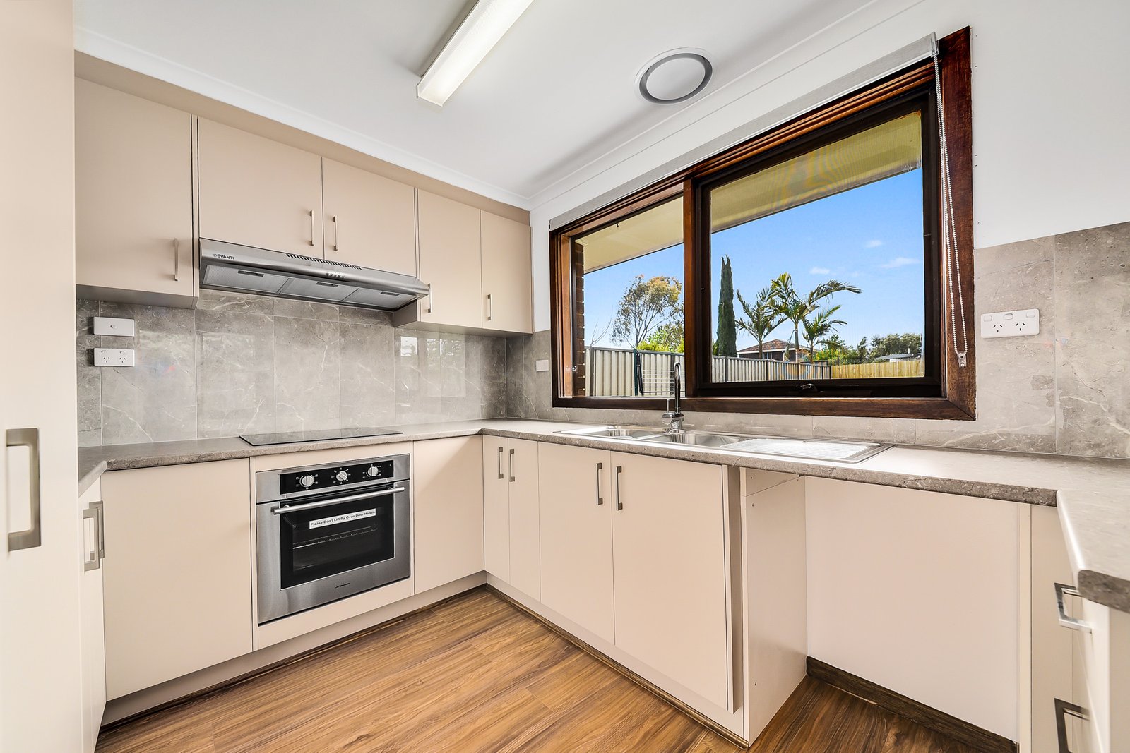 Gallery: 49 Glenelg Drive