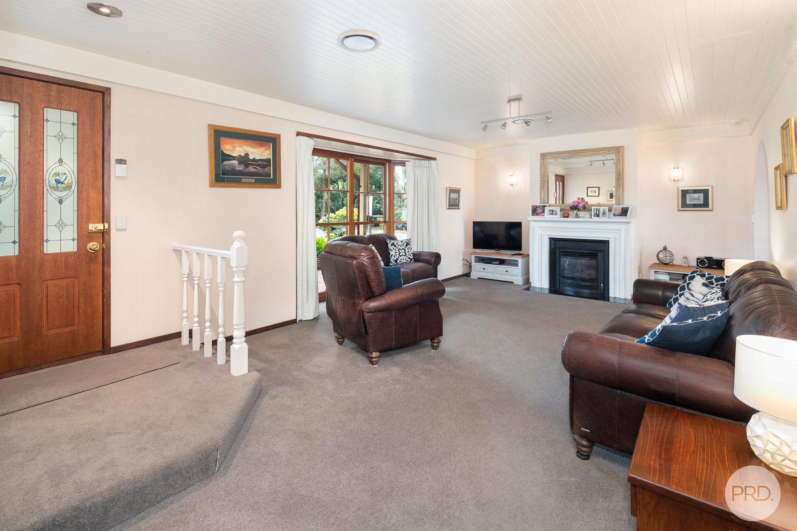 49 Greenhill Road MOUNT HELEN 3