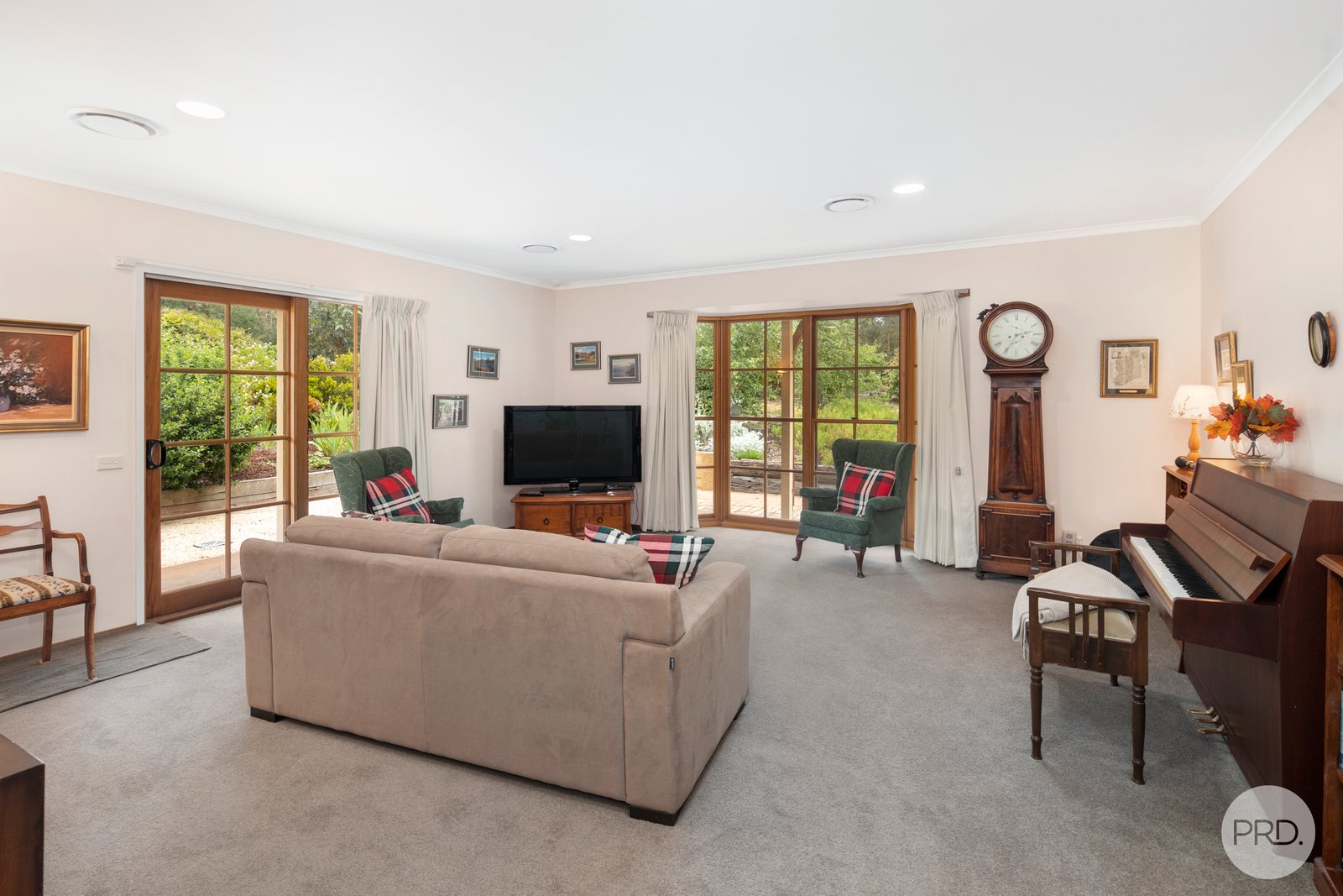 49 Greenhill Road MOUNT HELEN 11