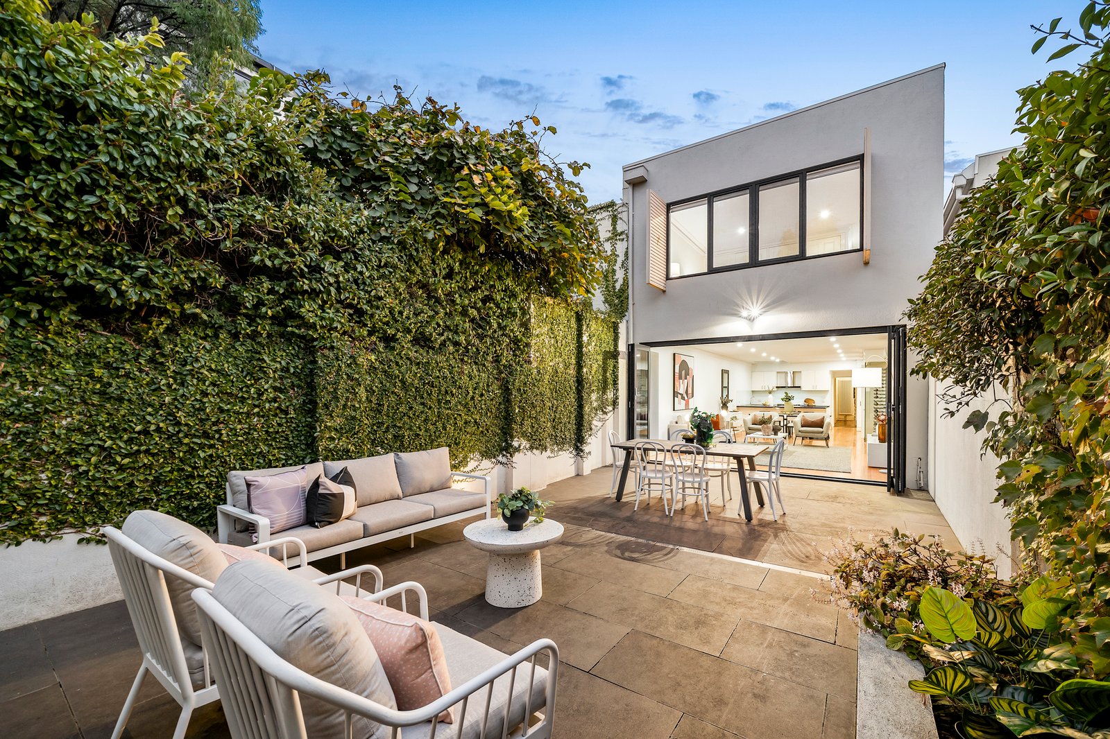 49 Grey Street, East Melbourne, 3002