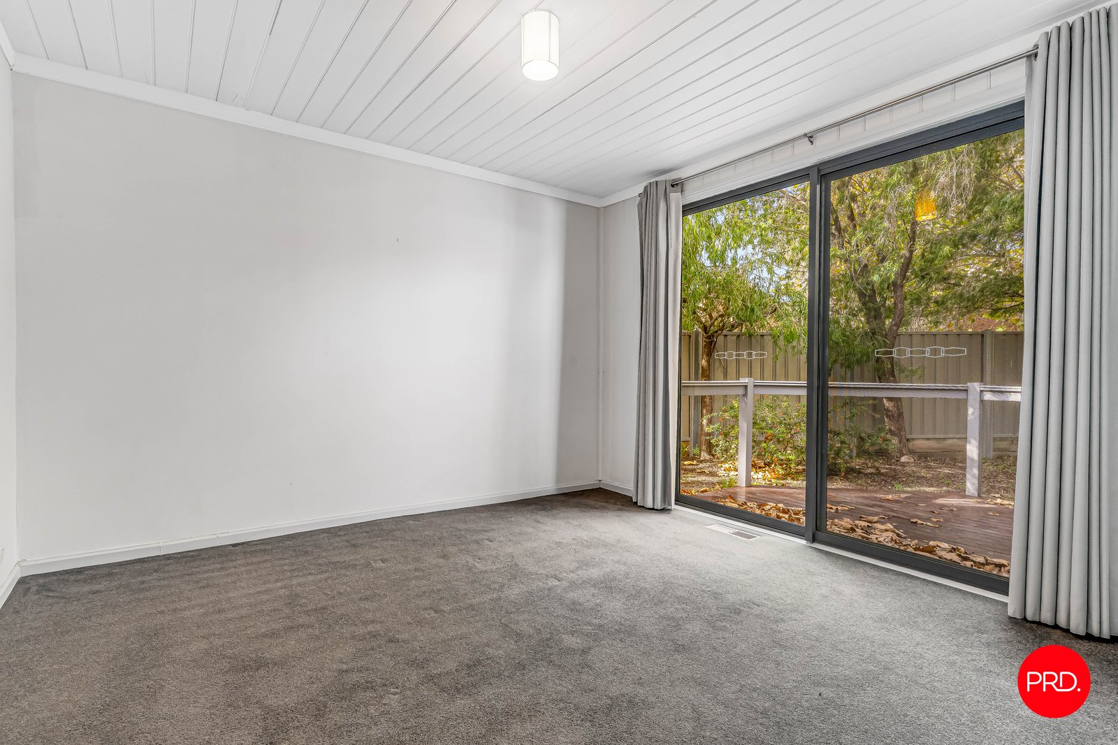 49 Havlin St E  KENNINGTON 10