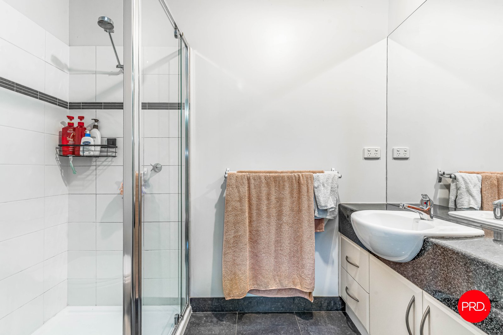 49 Havlin St E  KENNINGTON 11