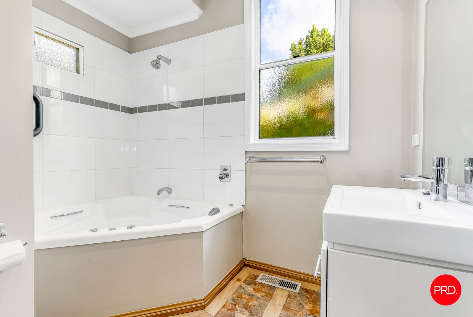 49 Havlin St E  KENNINGTON 12