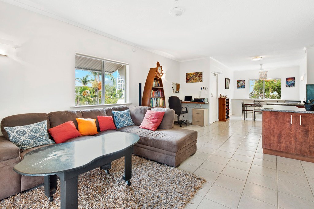 4/9 Hermitage Drive AIRLIE BEACH 5