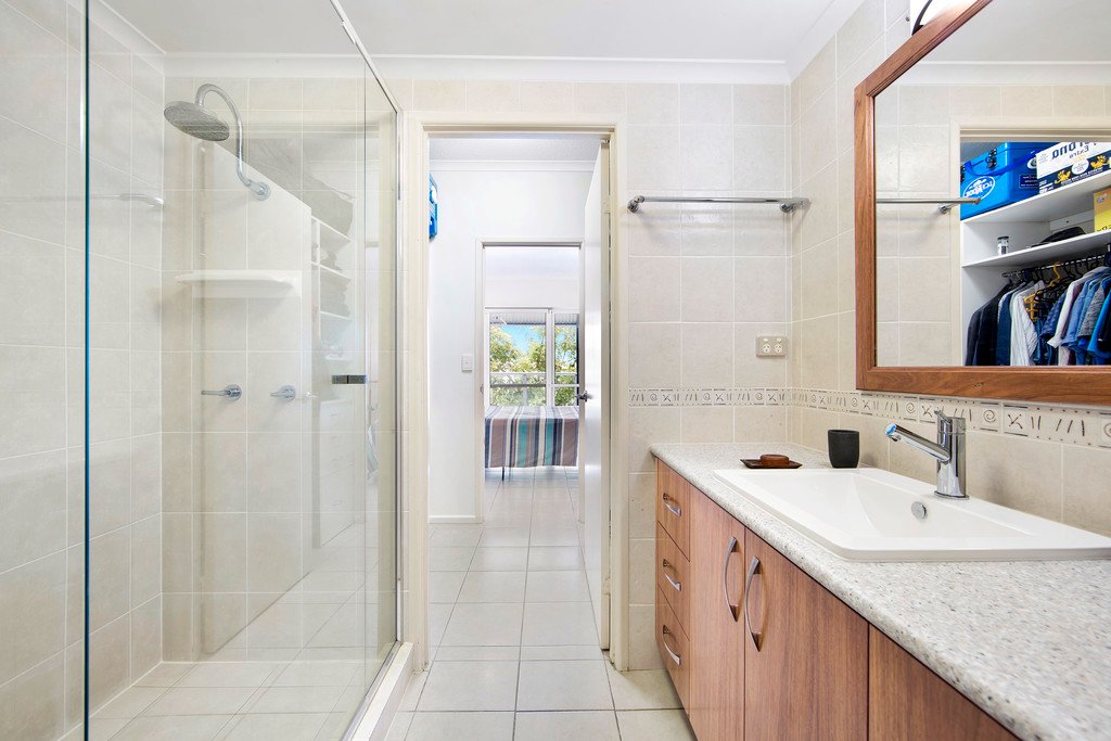 4/9 Hermitage Drive AIRLIE BEACH 8