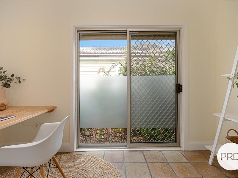 49 High Street MORPETH 11