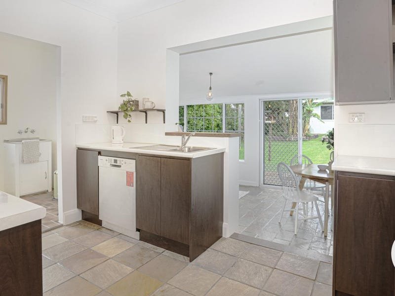 49 High Street MORPETH 18