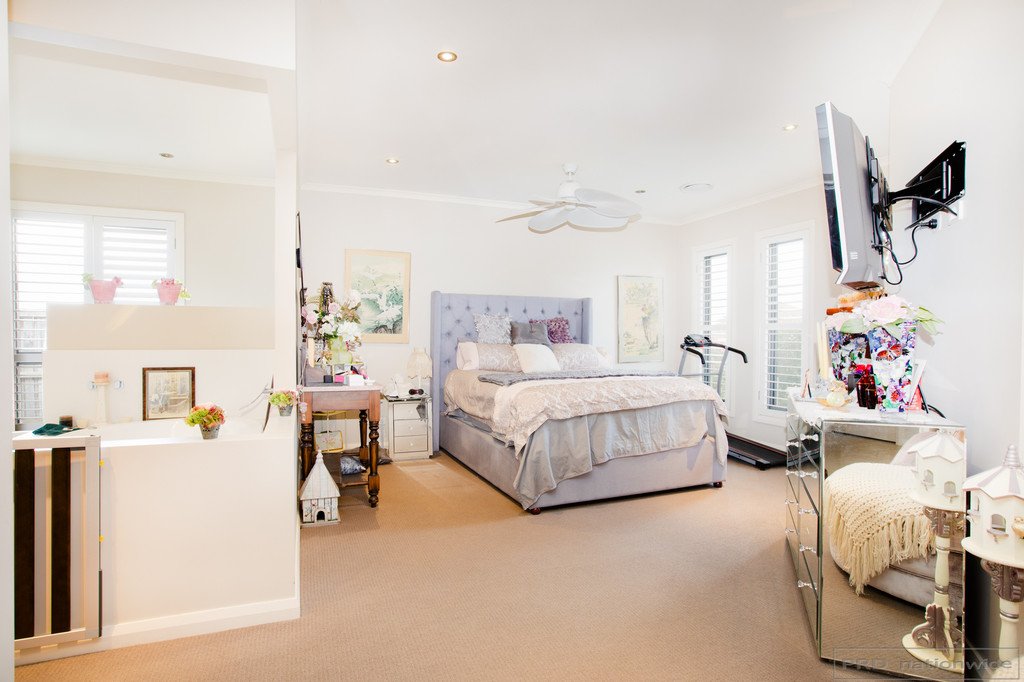 49 Honeysuckle Drive ABERGLASSLYN 8