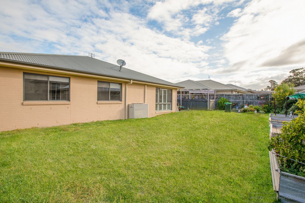 49 Honeysuckle Drive ABERGLASSLYN 17