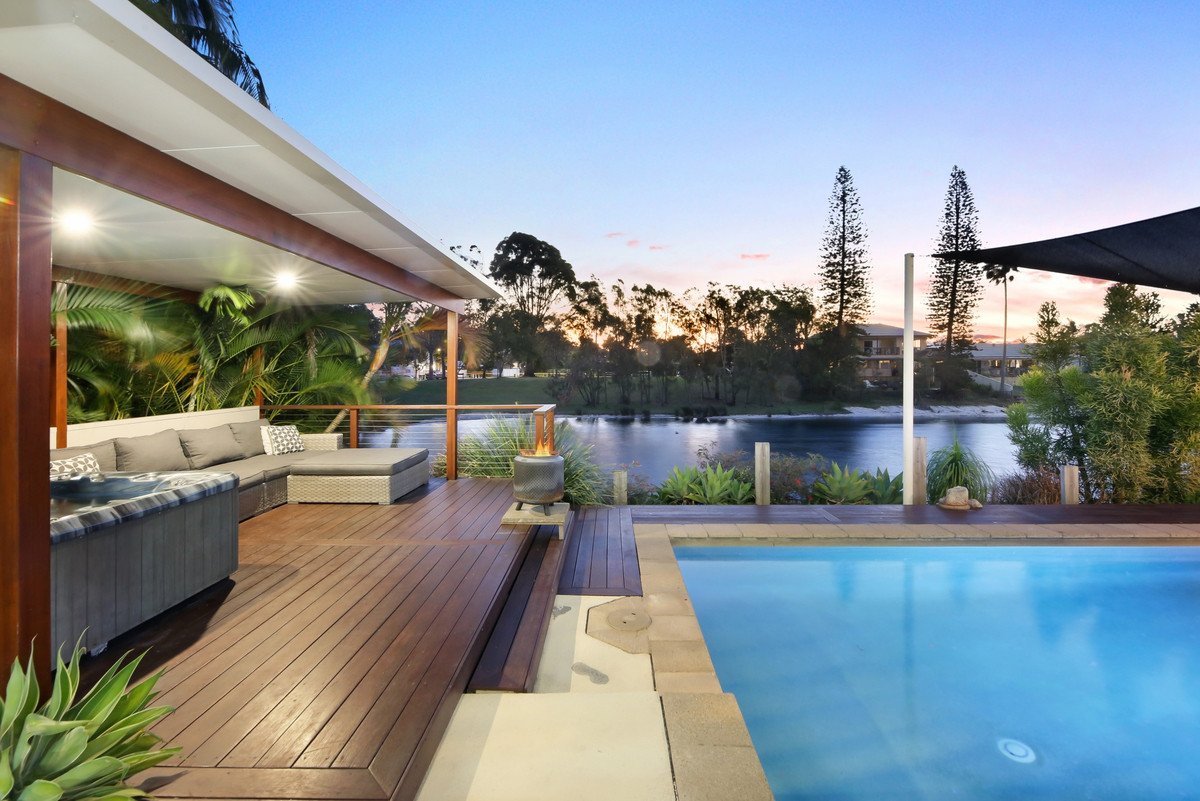 49 Kingfisher Crescent Burleigh Waters 2