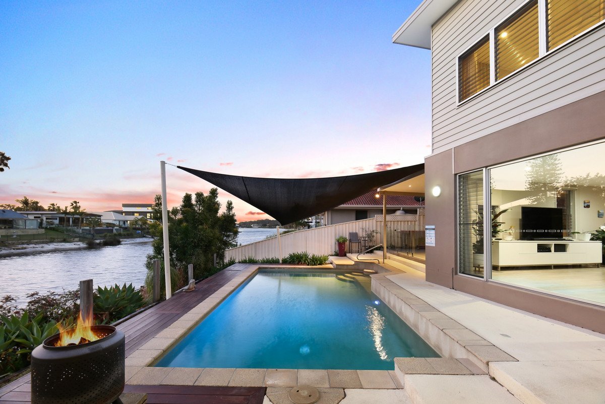 49 Kingfisher Crescent Burleigh Waters 11