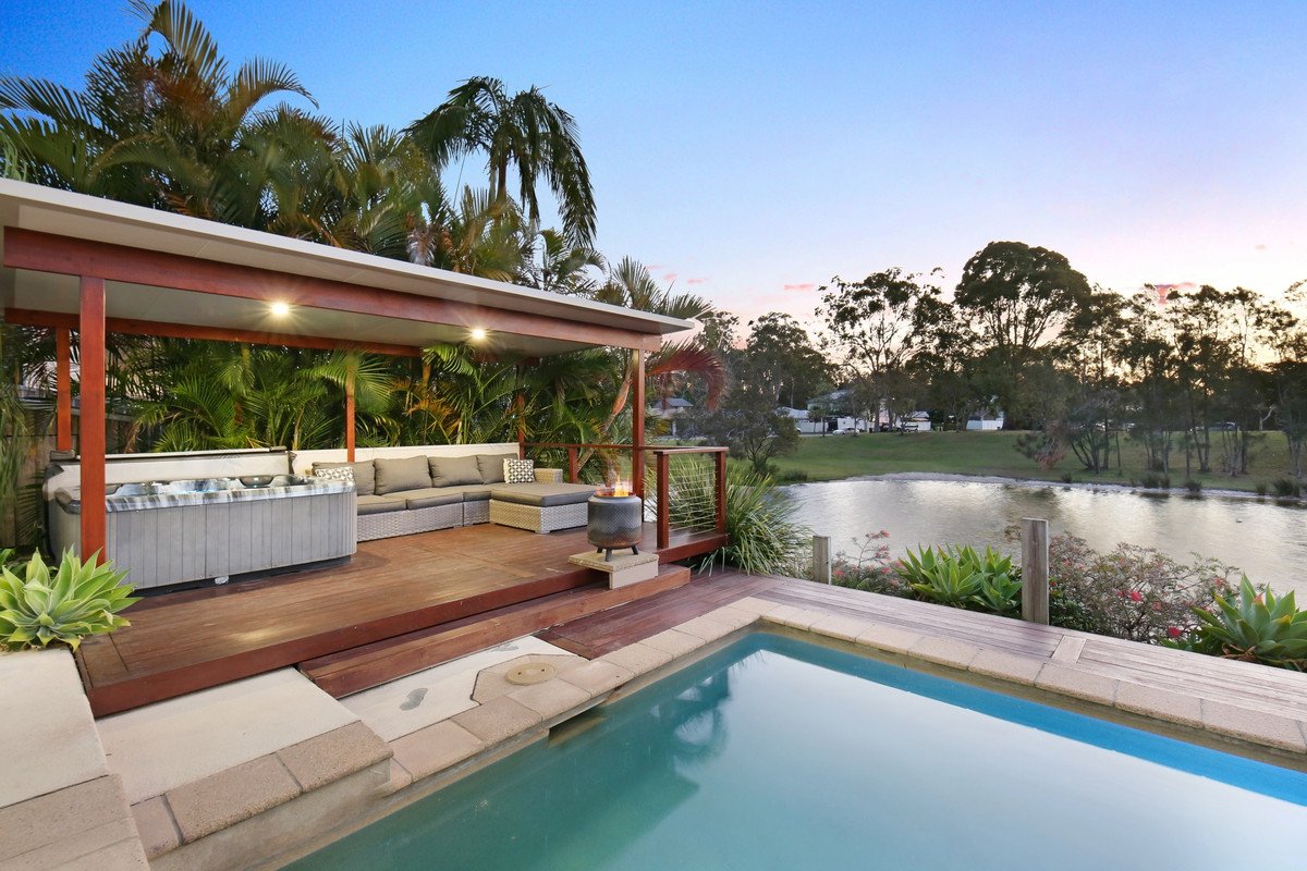 49 Kingfisher Crescent Burleigh Waters 14