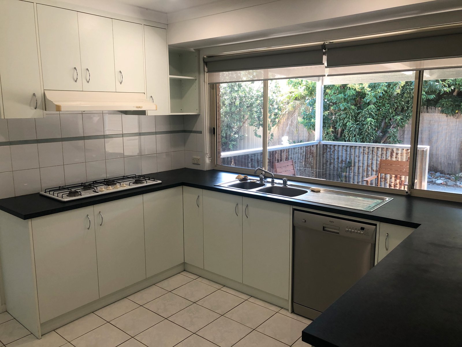 49 Kingfisher Drive WEST WODONGA 3