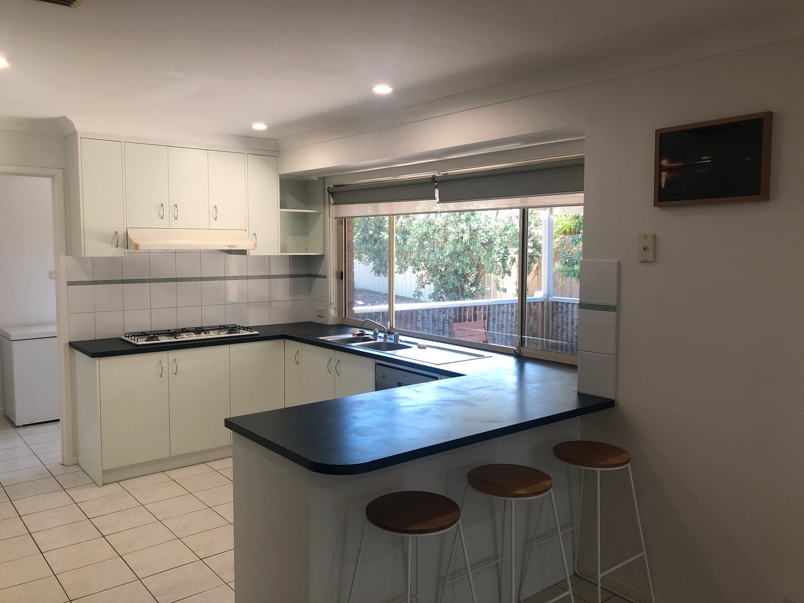 49 Kingfisher Drive WEST WODONGA 4