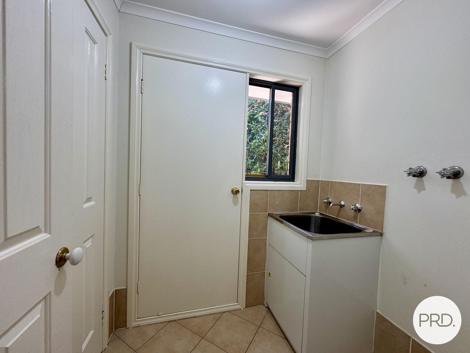 49 Kurrama Close NGUNNAWAL 14