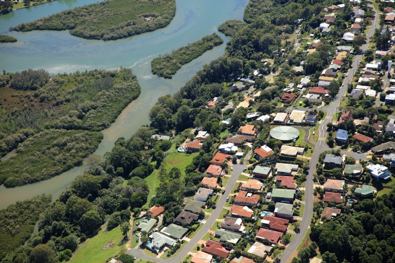 49 Lakeview Pde  TWEED HEADS SOUTH 11