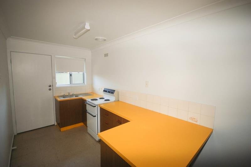 4/9 Lampe Avenue WAGGA WAGGA 3