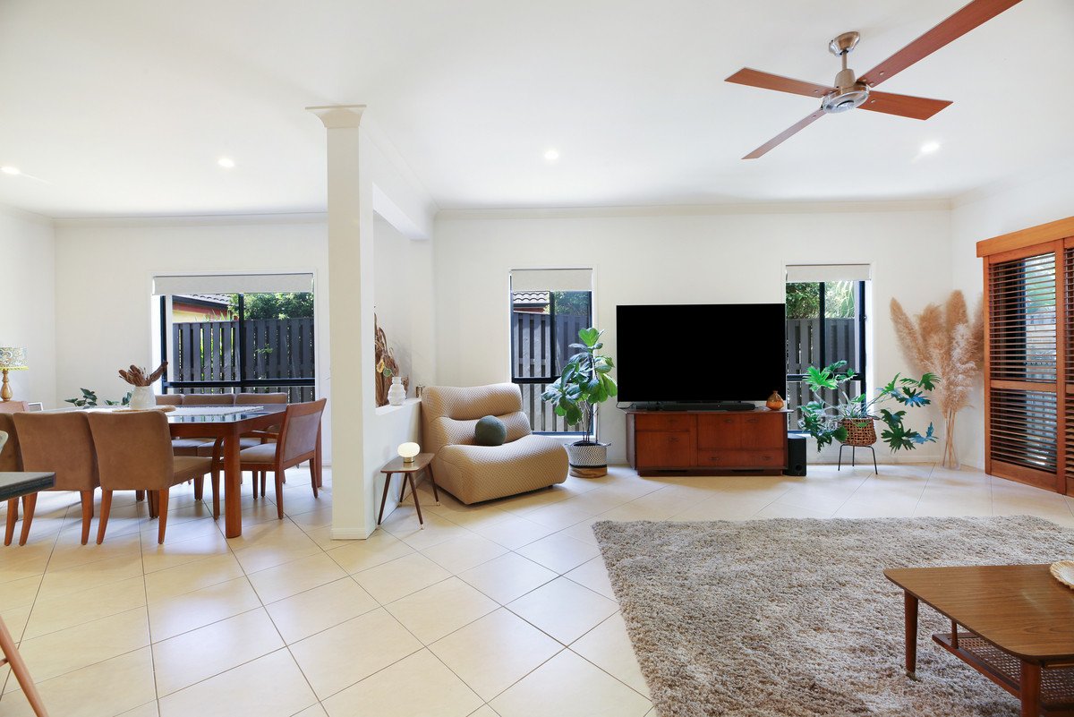 49 Lantau Crescent Varsity Lakes 10