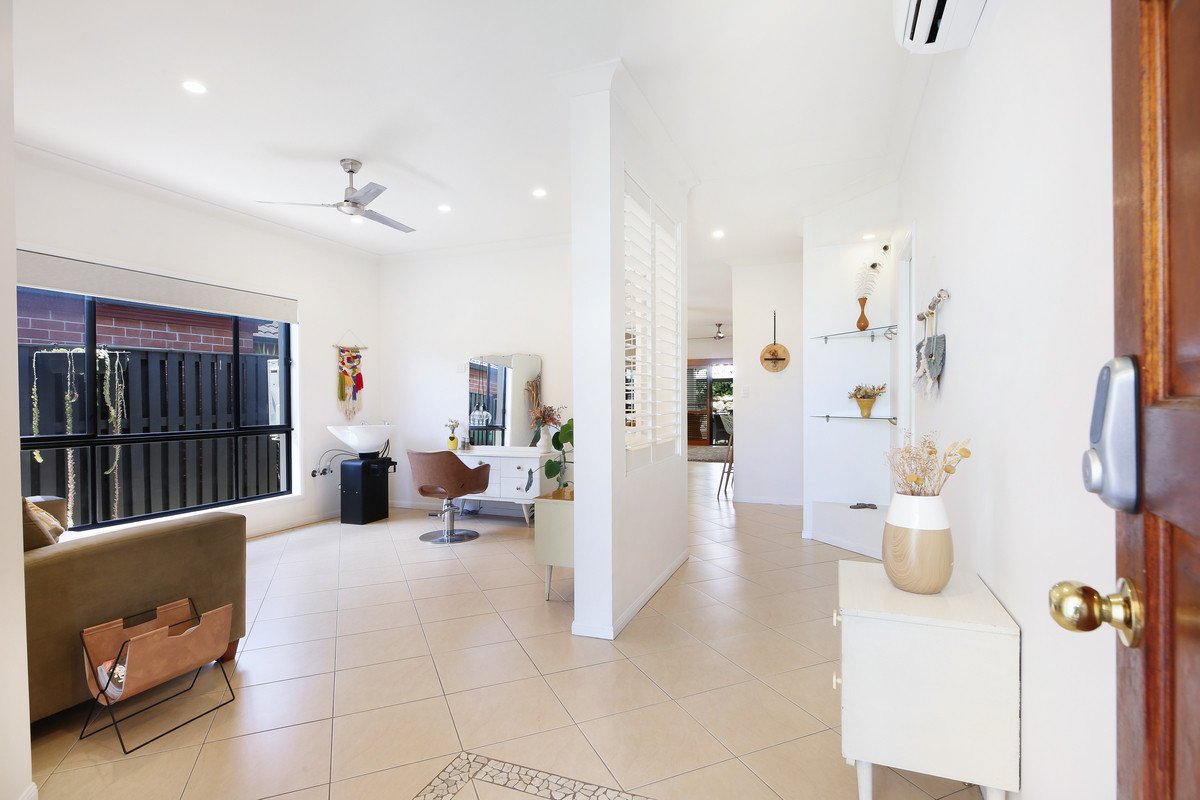 49 Lantau Crescent Varsity Lakes 15